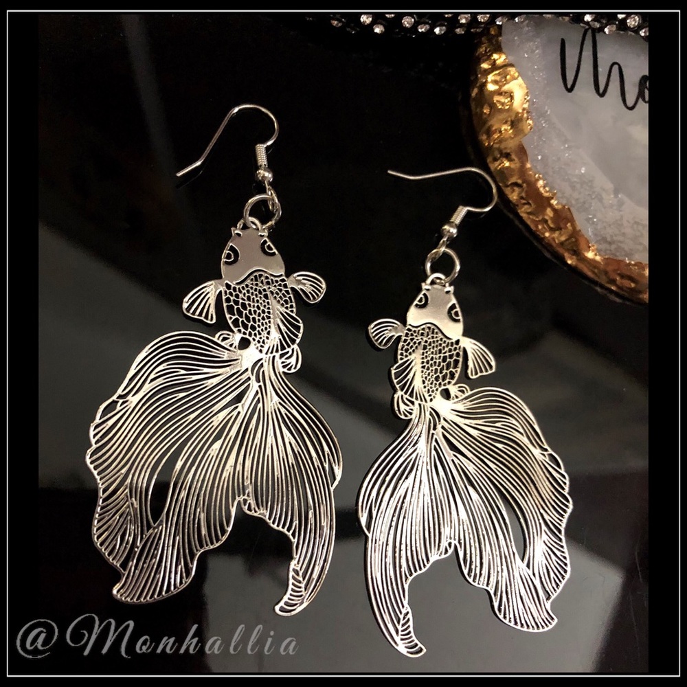 New Silver Steel laser chrome plate koi beta ocean fish astrology earrings